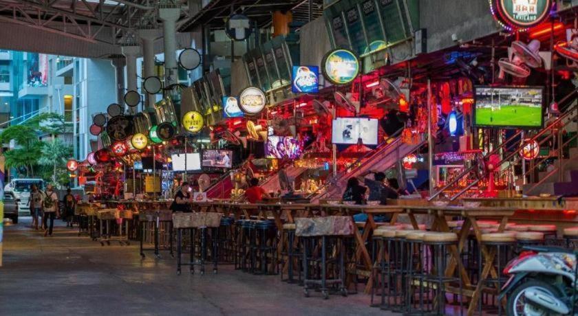Patong Triple Rund Place Hotel מראה חיצוני תמונה
