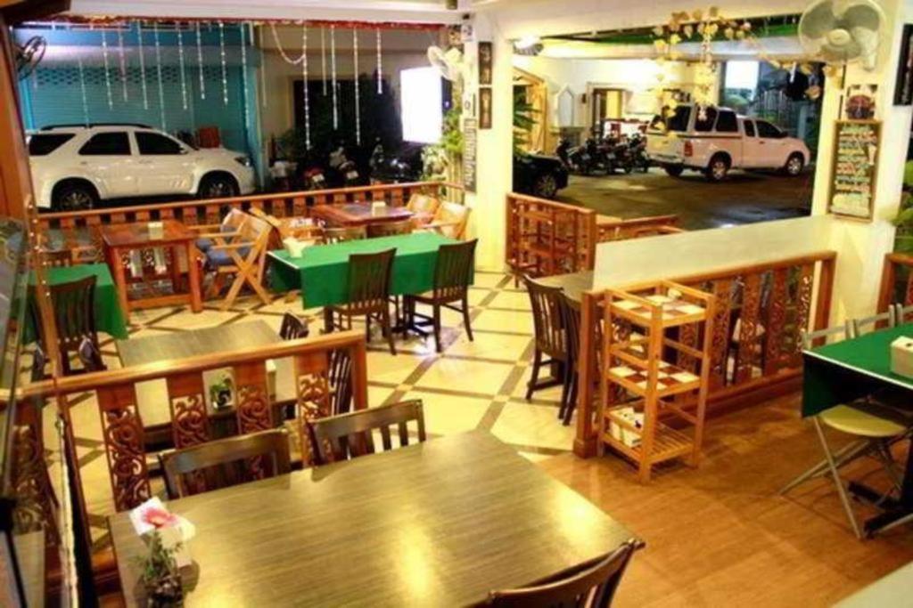Patong Triple Rund Place Hotel מראה חיצוני תמונה